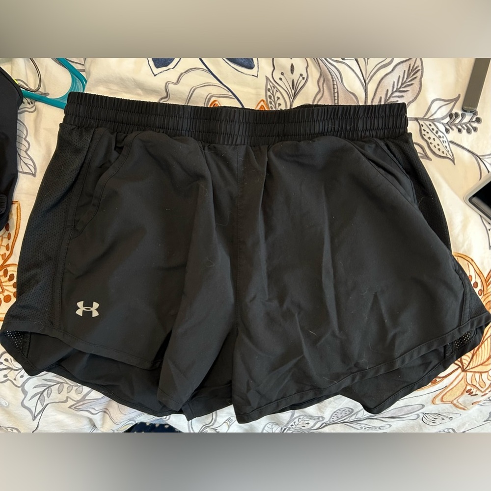 BUNDLE! 4 pairs of UA Fly By Running Shorts
